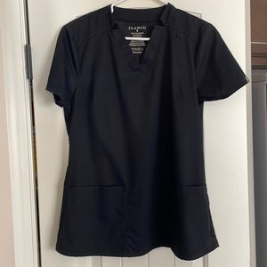 JAANUU Small Scup Top - Black